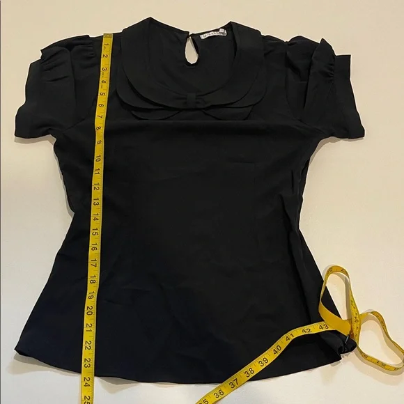 Mikarose Black Double-Layer Peter Pan Collar Short-Sleeve Blouse - Picture 3 of 10